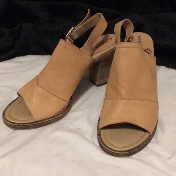 Barbara Barbieri tan leather open toed woman’s mule sandals w/buckle size 10 - Picture 1 of 3